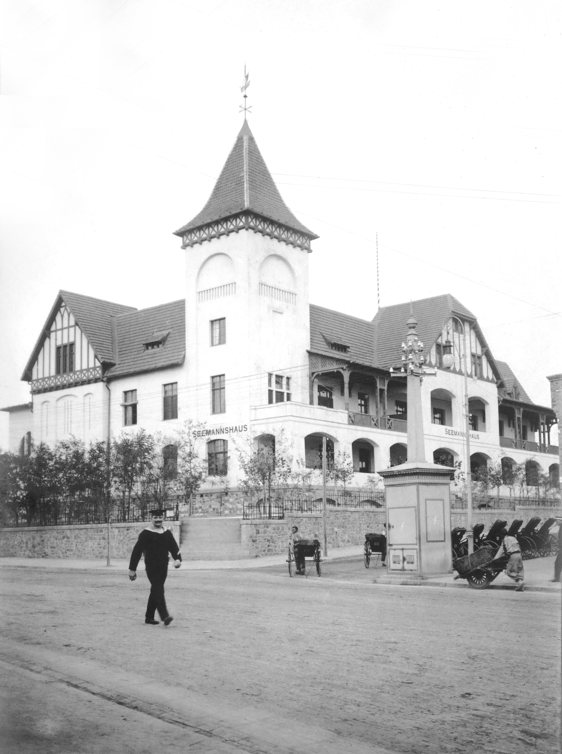 1910年拍摄的湖北路17号外景
