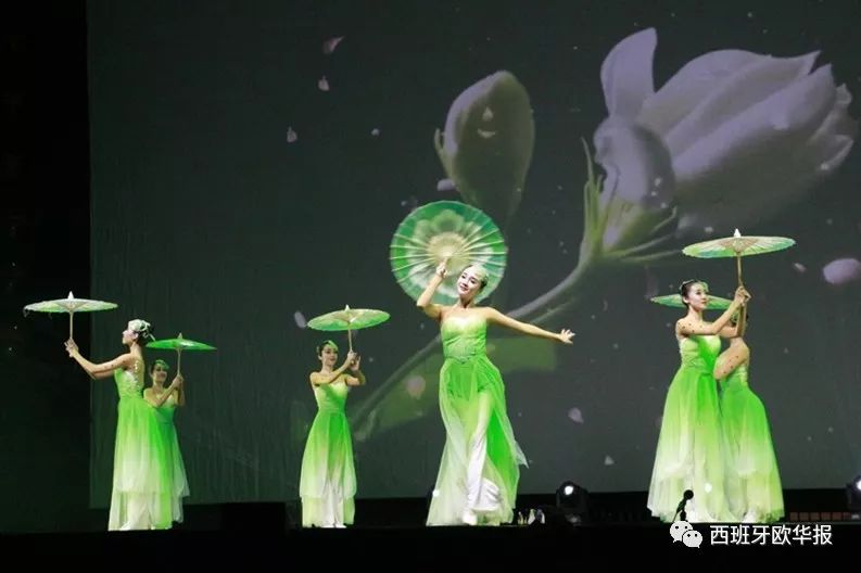 《茉莉花开》表演：东方歌舞团