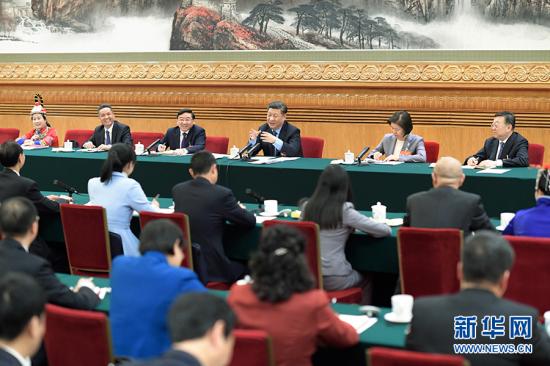 3月10日，中共中央总书记、国家主席、中央军委主席习近平参加十三届全国人大二次会议福建代表团的审议。