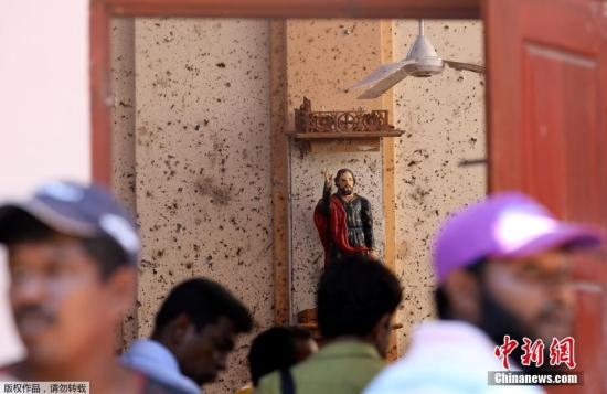 外媒:斯里兰卡爆炸案致310人遇难 另有40名嫌