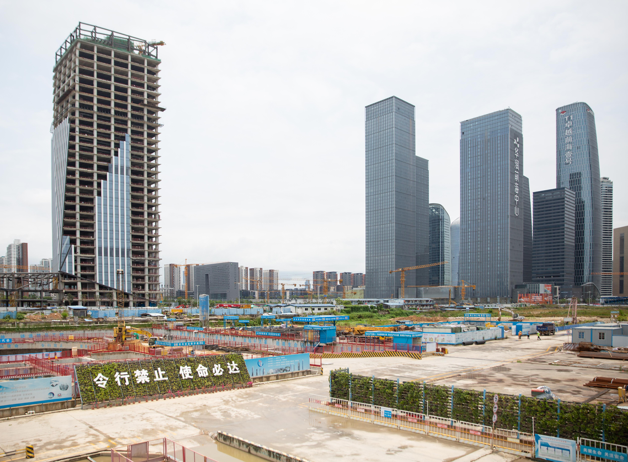 深圳前海自贸片区正在如火如荼建设中。南方日报记者