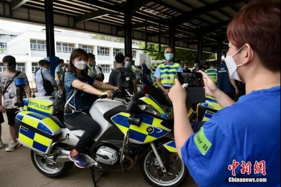 交警队招聘_深圳交警大队诚聘300名交通协管员,专业不限,经验不限(5)