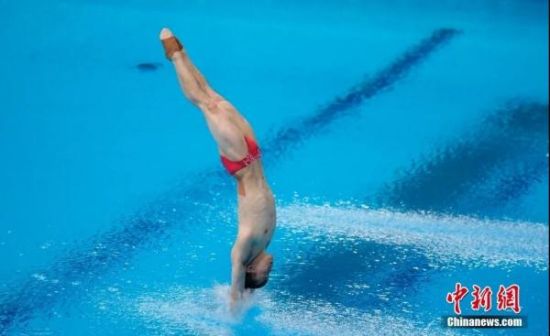 图为谢思埸在比赛中。中新社记者 杜洋 摄