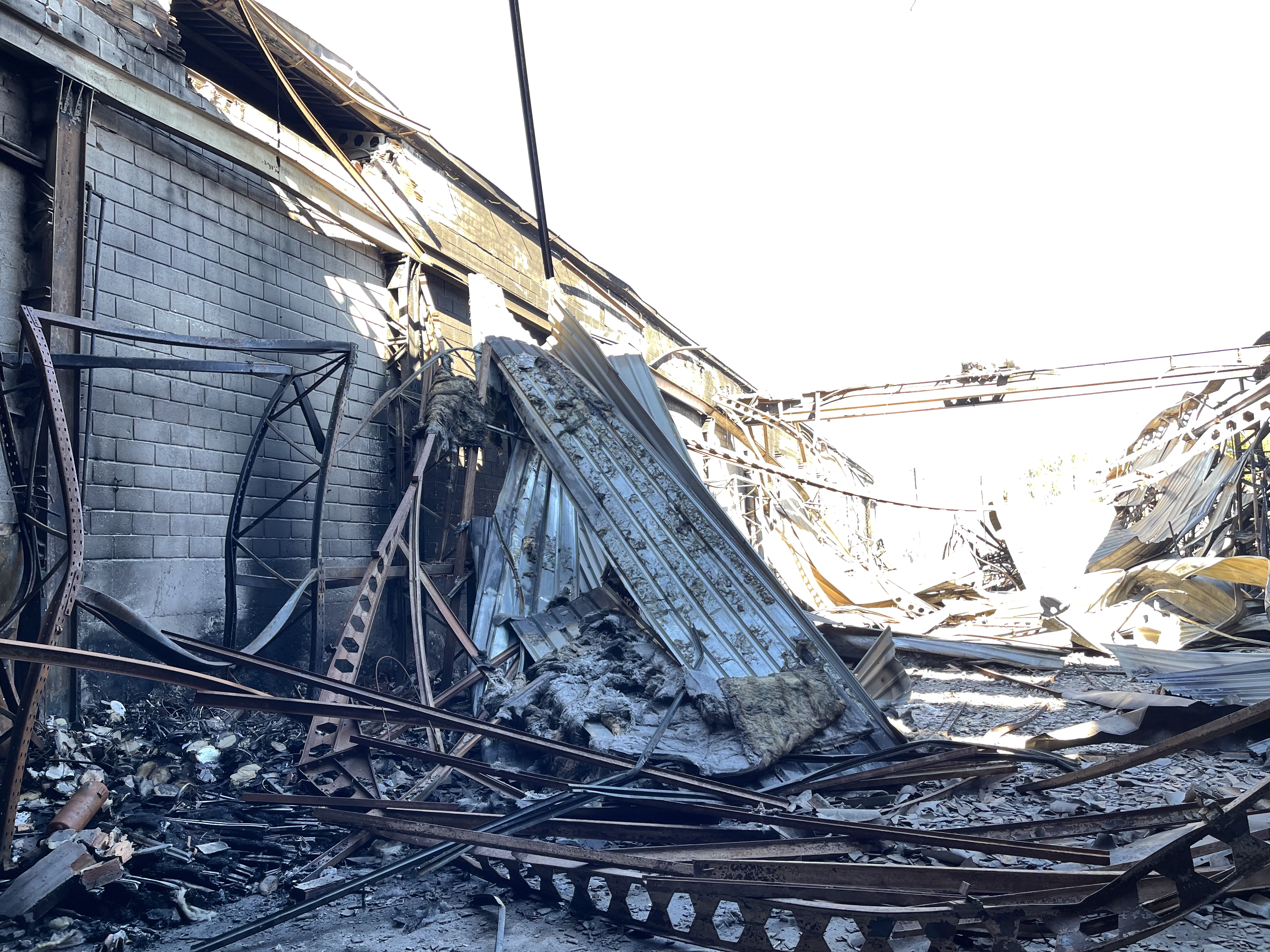 火灾仓库内部照片