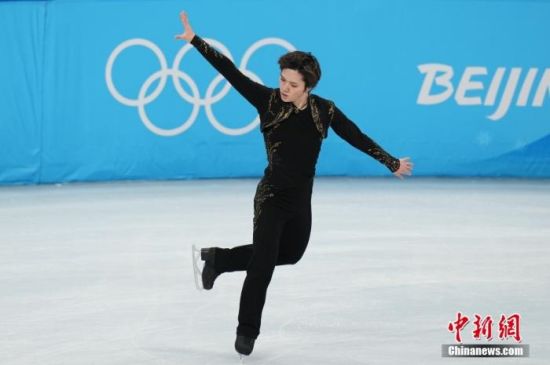 图为宇野昌磨在比赛中。中新社记者 崔楠 摄