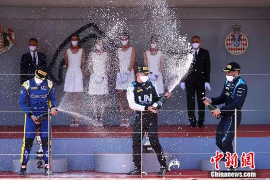 周冠宇获2021赛季F2摩纳哥站冠军。受访者供图