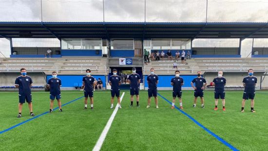 Cracks足球学校11人球队教练员合影 Cracks足球学校11人球队教练员合影