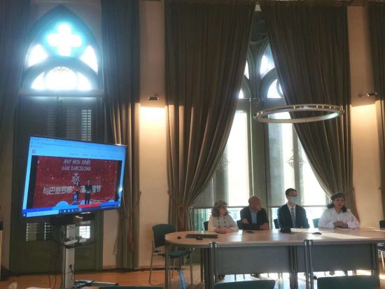 陈淑芬、韦龙宇领事、市政代表