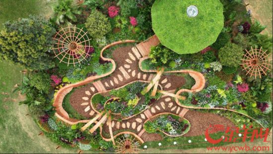 聚芳园内,荔湾区作品“森居” 聚芳园内,荔湾区作品“森居”