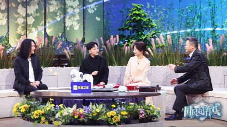 （嘉宾评价演员演唱表现）