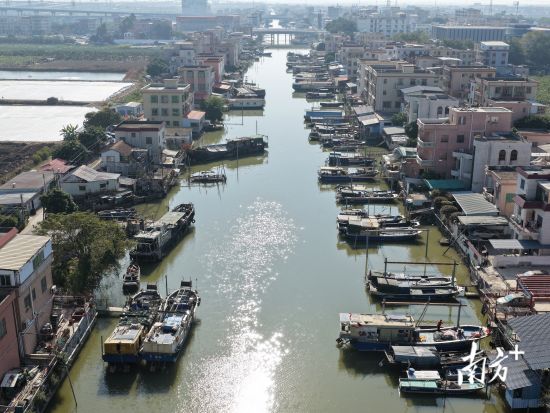 万顷沙依然保留着昔日水上人家的生活印记。