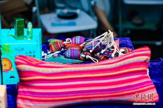 山苍子香包。广东省林业局