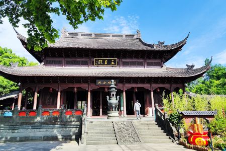 正殿“五王殿”