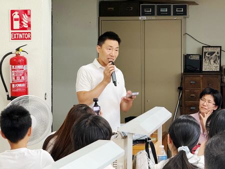 家长代表蒋欣彤爸爸