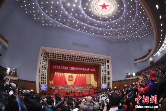 3月5日,十三届全国人大一次会议在北京人民大会堂开幕。