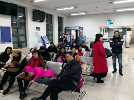 来自中国旅游团的33位游客。(图片来源：欧洲《华人街》)